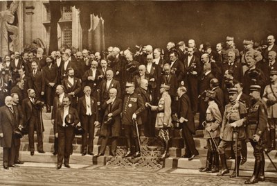 Verzameling van enkele van de grote mannen die Frankrijk door jaren van beproeving naar triomf hebben geleid, 1914-19 door French Photographer